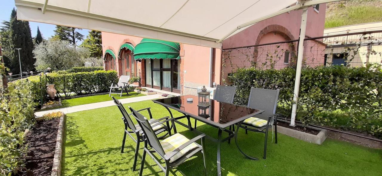 Corte Stella Apartment กอสเตร์มาโน ภายนอก รูปภาพ